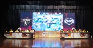 Bán kết 1 Mobile Legends: Bang Bang Vietnam MLBB Championship gồm hai đội là T Final và Zeus Media là hoạt động mở màn trong sự kiện khai mạc. Ảnh: Quỳnh Trần