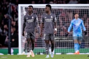 Dàn sao Real Madrid chơi tệ ở Emirates