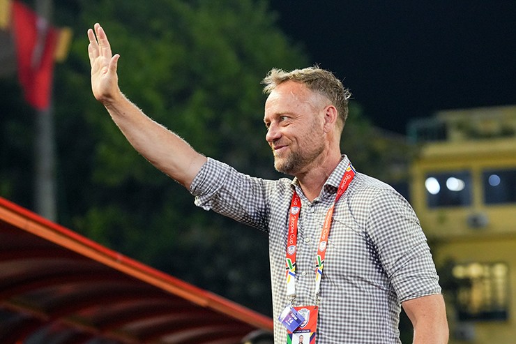 HLV Polking không lạ các tuyển thủ Thái Lan trong đội hình Buriram United.