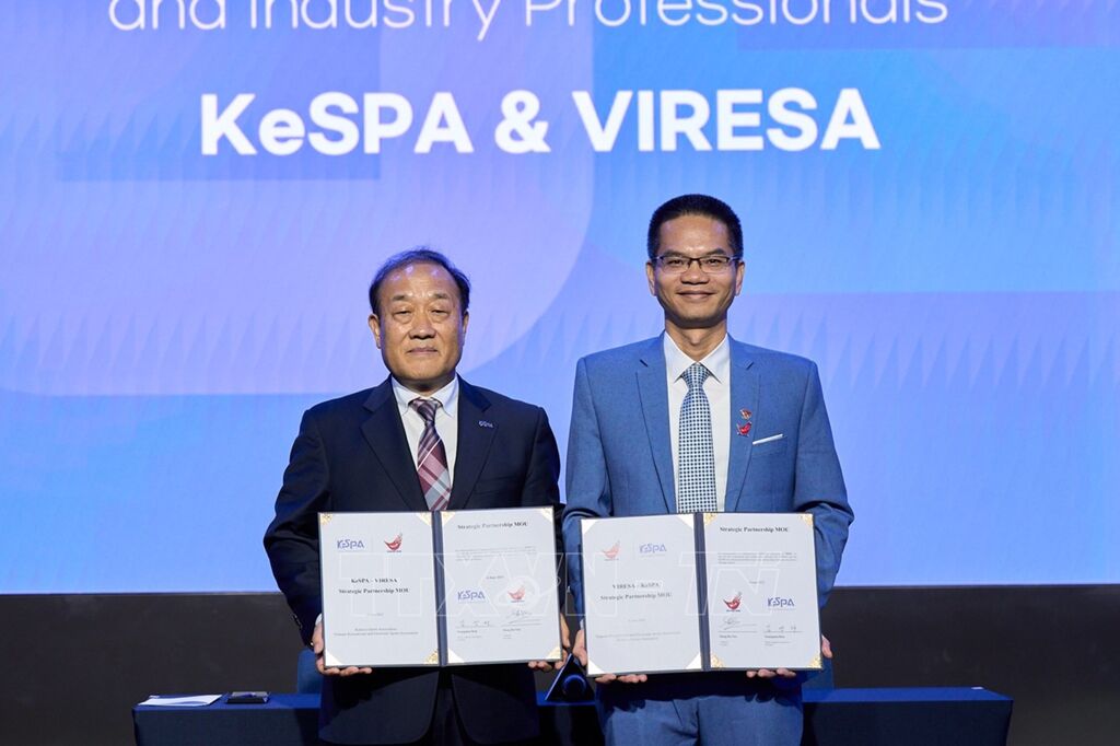 Hội Thể thao điện tử giải trí Việt Nam (VIRESA) và Hội Thể thao điện tử Hàn Quốc (KeSPA) đã ký biên bản ghi nhớ, tiếp tục tăng cường hợp tác phát triển thể thao điện tử.