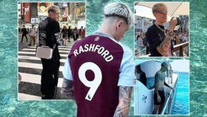 Garnacho mặc áo Aston Villa có in tên Rashford