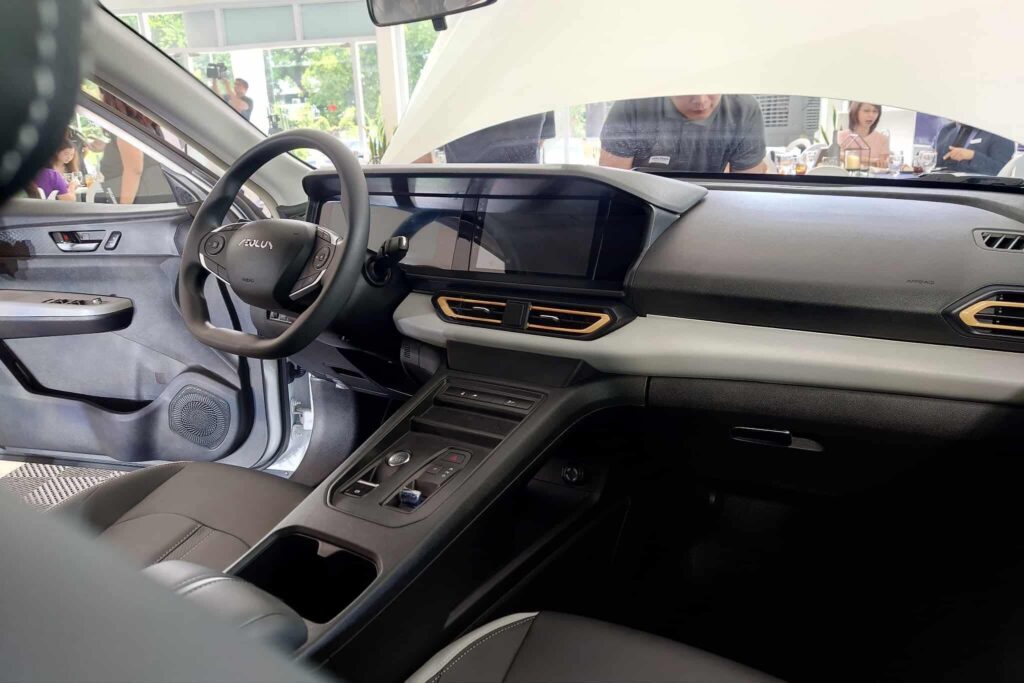 Nội thất E70 Pro được trang bị bảng điều khiển tối giản.