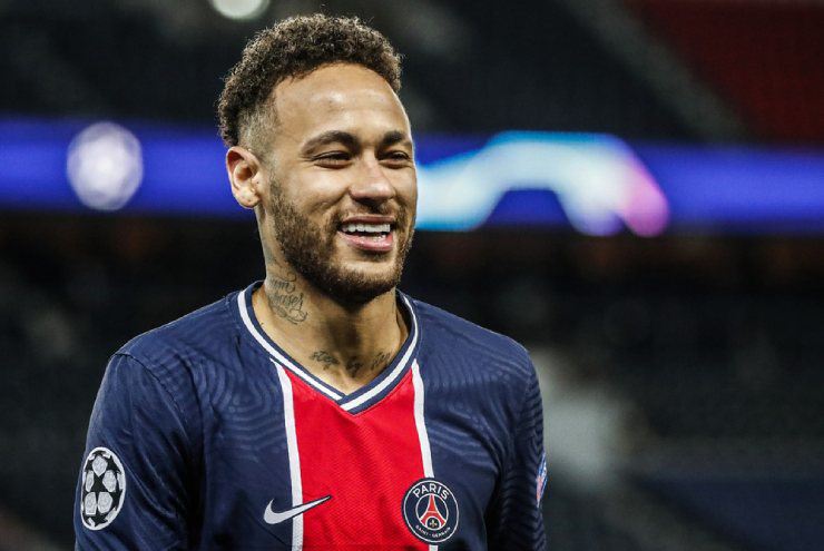 Nhà Neymar nhận quà ý nghĩa từ PSG