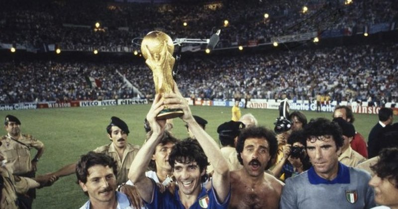 Các trận đấu của World Cup 1982 được tổ chức tại 17 sân vận động